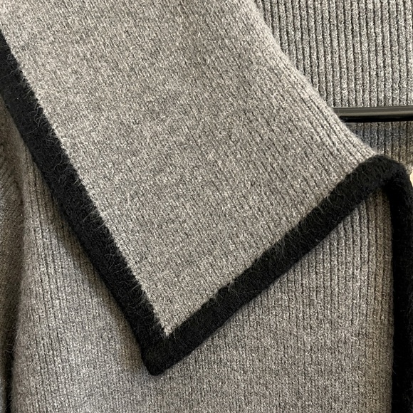 Gray Knit Zip-Up Cardigan with Oversized Collar | Cropped Fit | Classic Size M - Picture 6 of 8